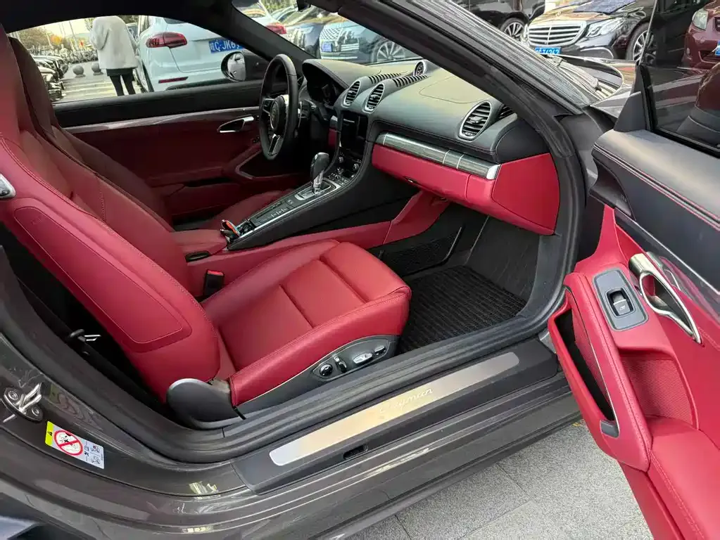 Porsche 718 2025 из CN, фото 6