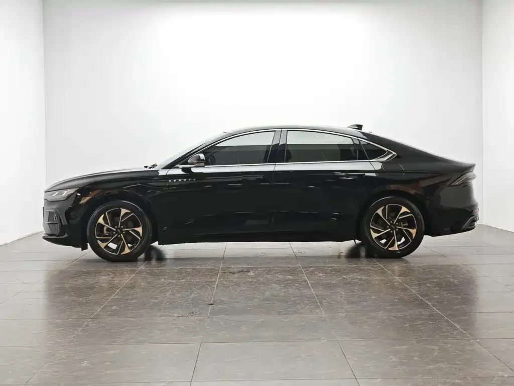 Lincoln Z 2023 из CN, фото 10