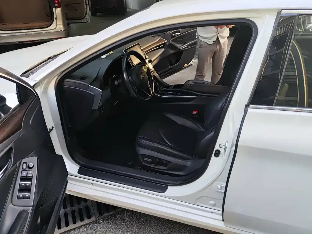 Toyota Avalon 2021 из CN, фото 2