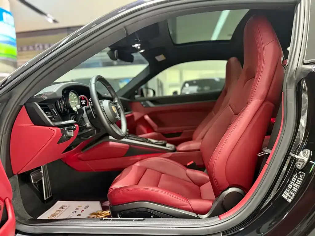 Porsche 911 2024 из CN, фото 4