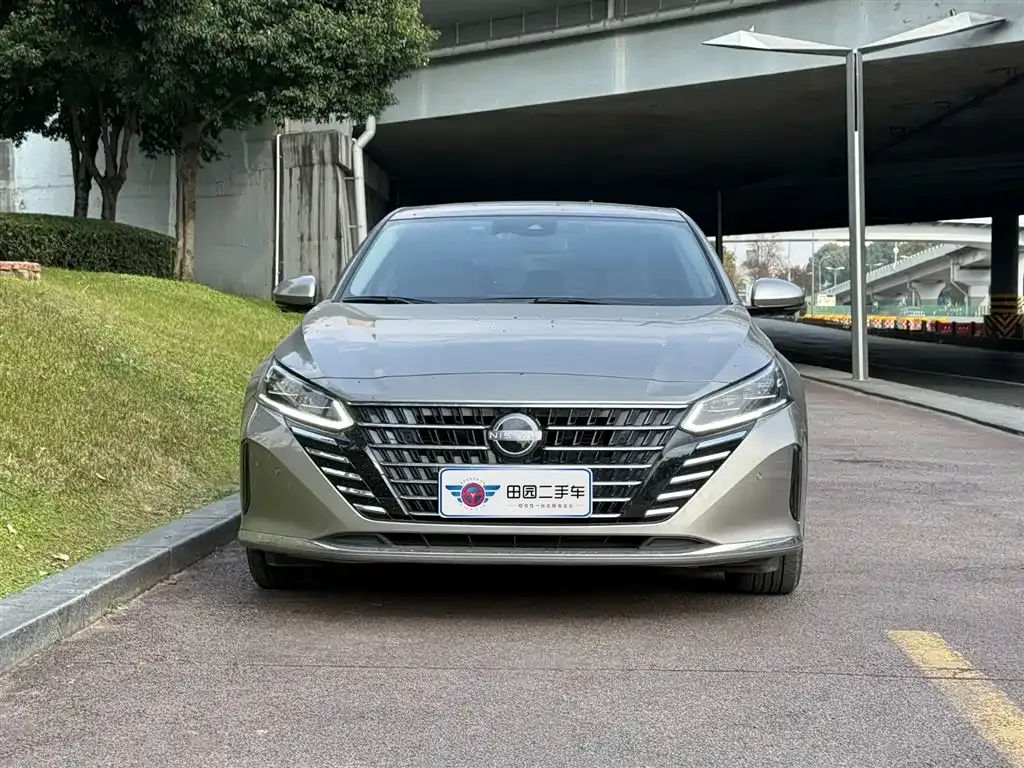 Nissan Teana — фото 2