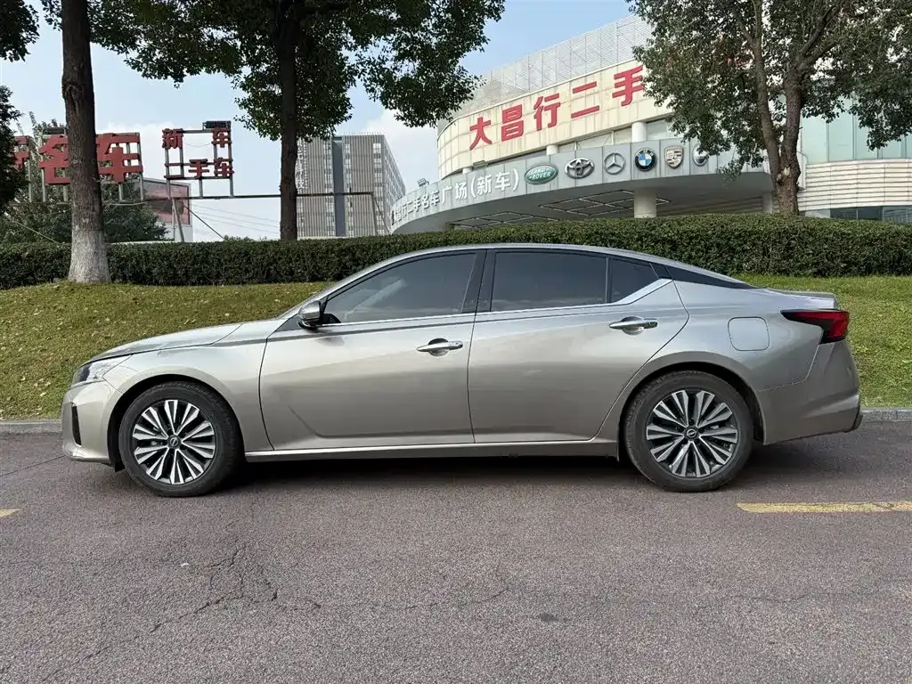 Nissan Teana — фото 3