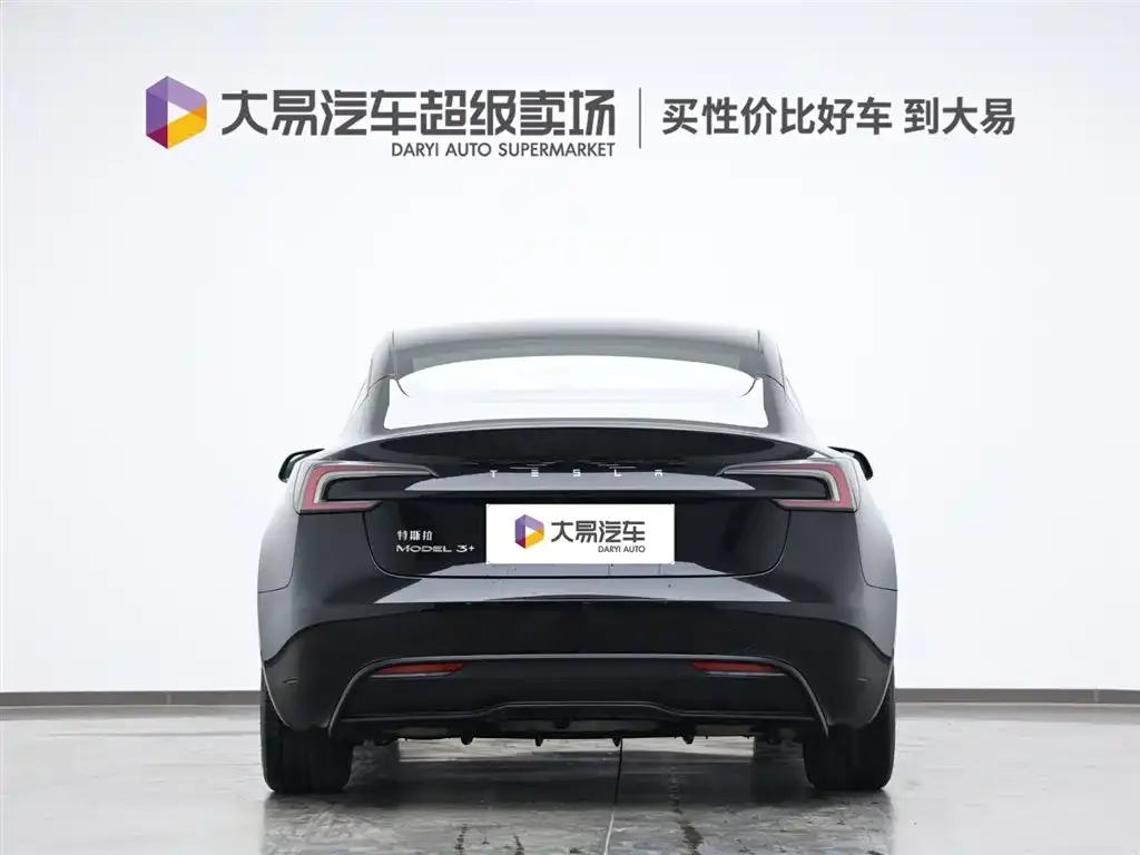 Tesla Model 3 — фото 4
