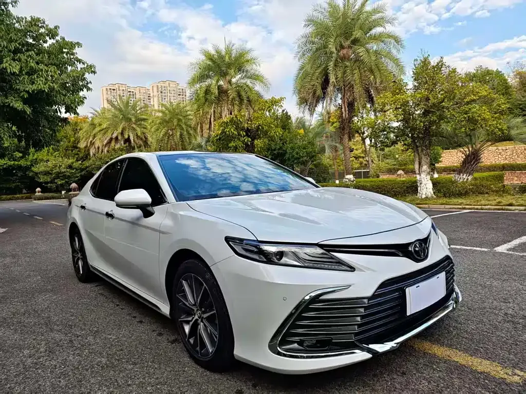 Toyota Camry 2023 из CN, фото 3