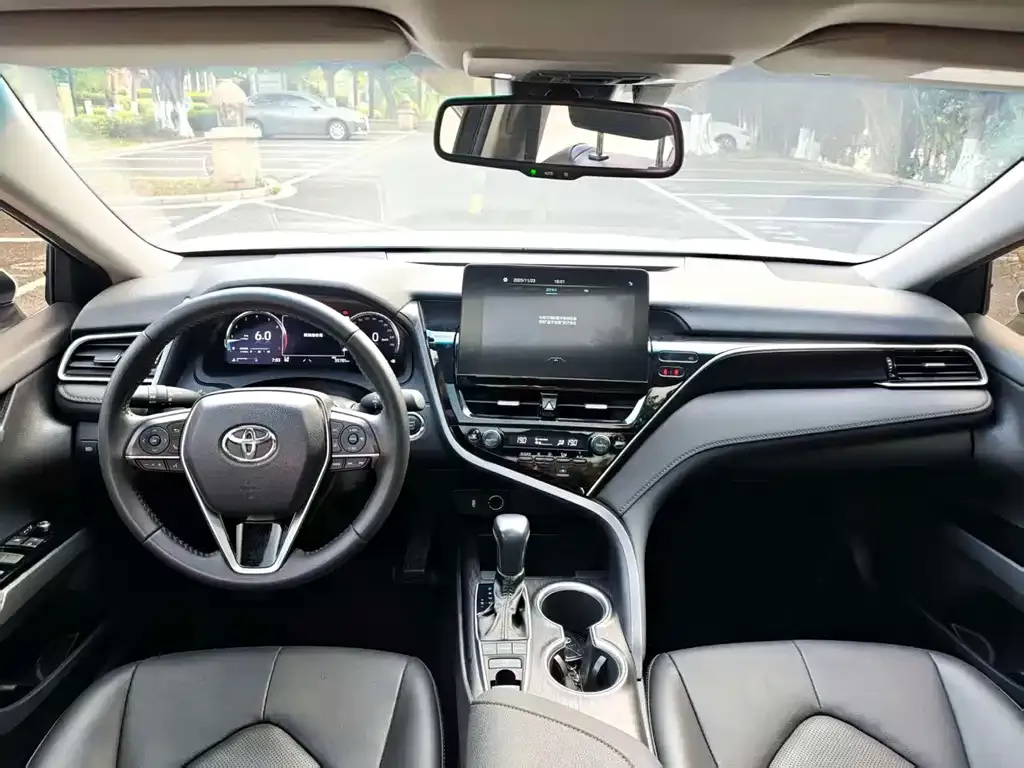 Toyota Camry 2023 из CN, фото 5