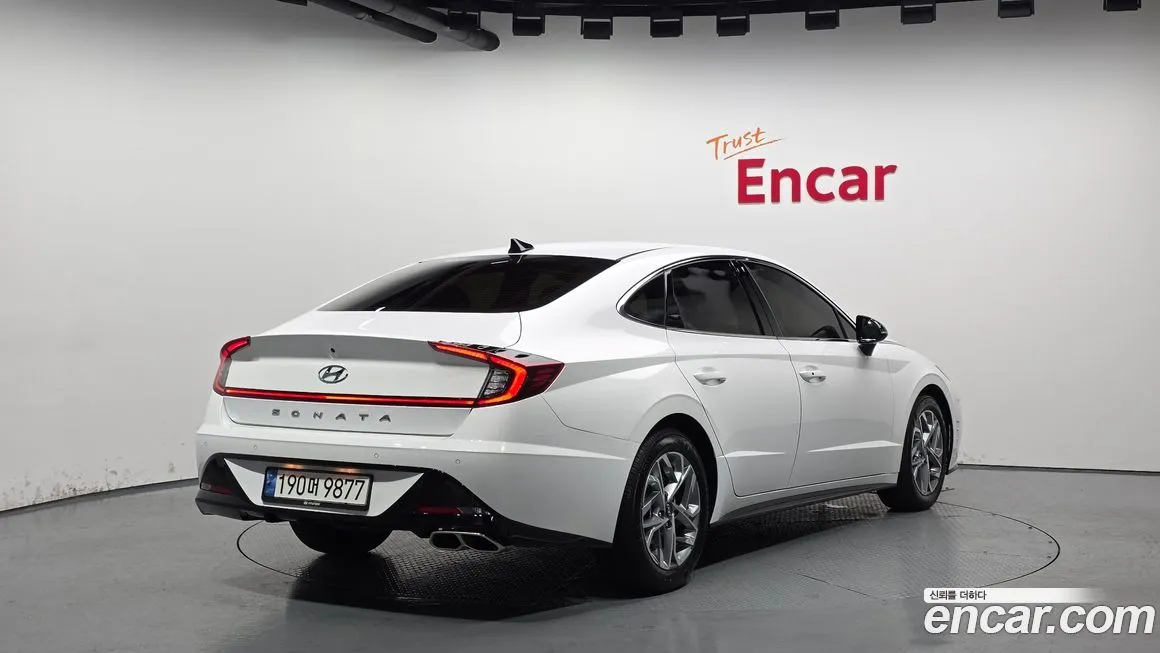 Hyundai Sonata 2023 из KR, фото 2