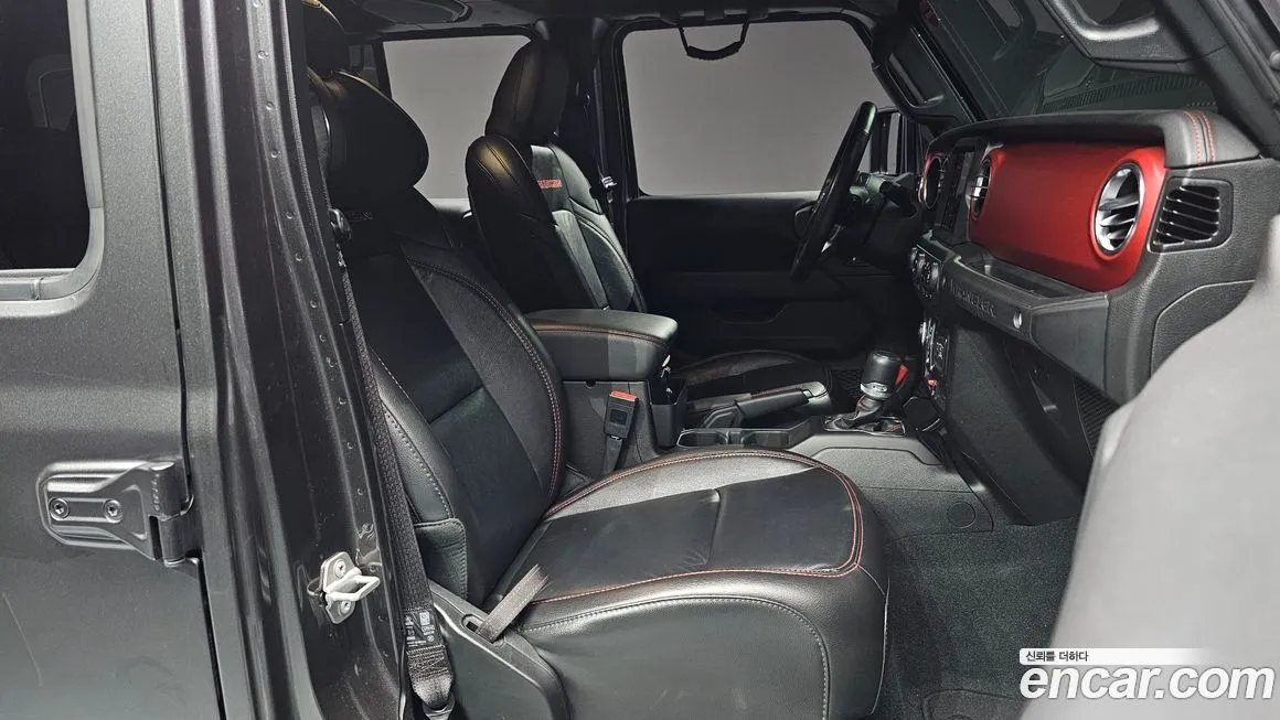 Jeep Wrangler 2023 из KR, фото 10