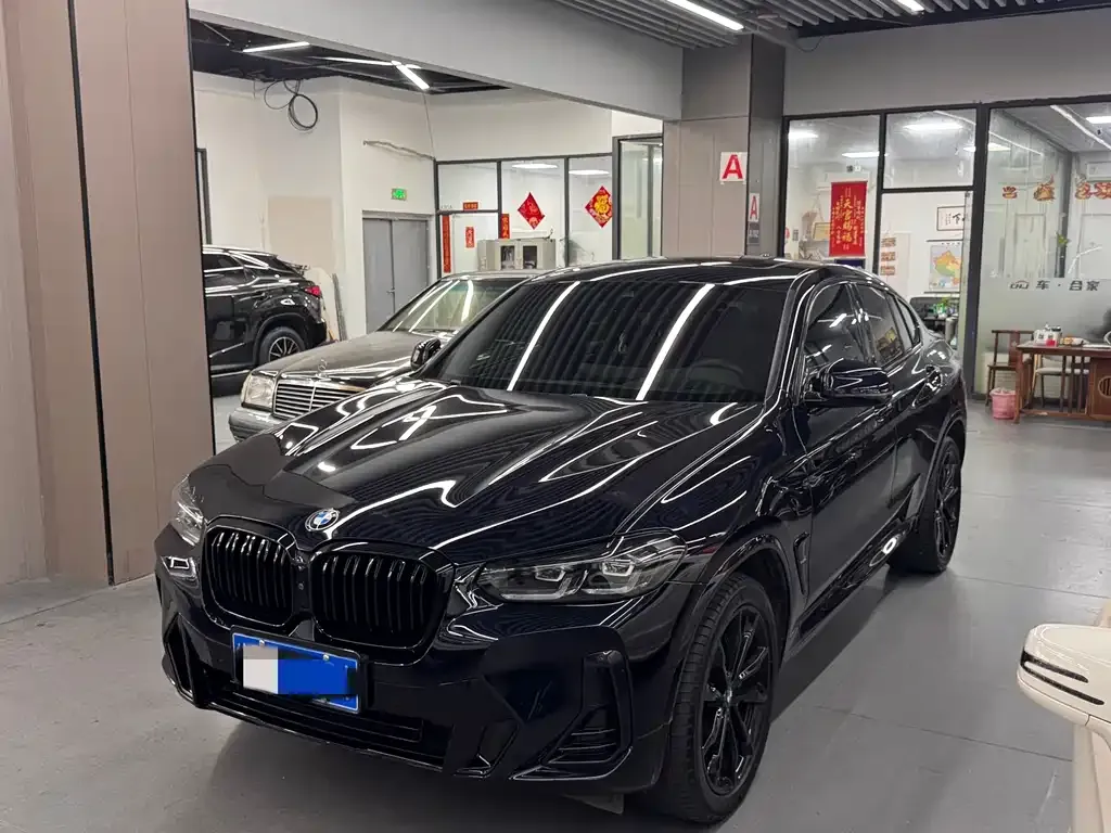 BMW X4 2022 из CN, фото 1