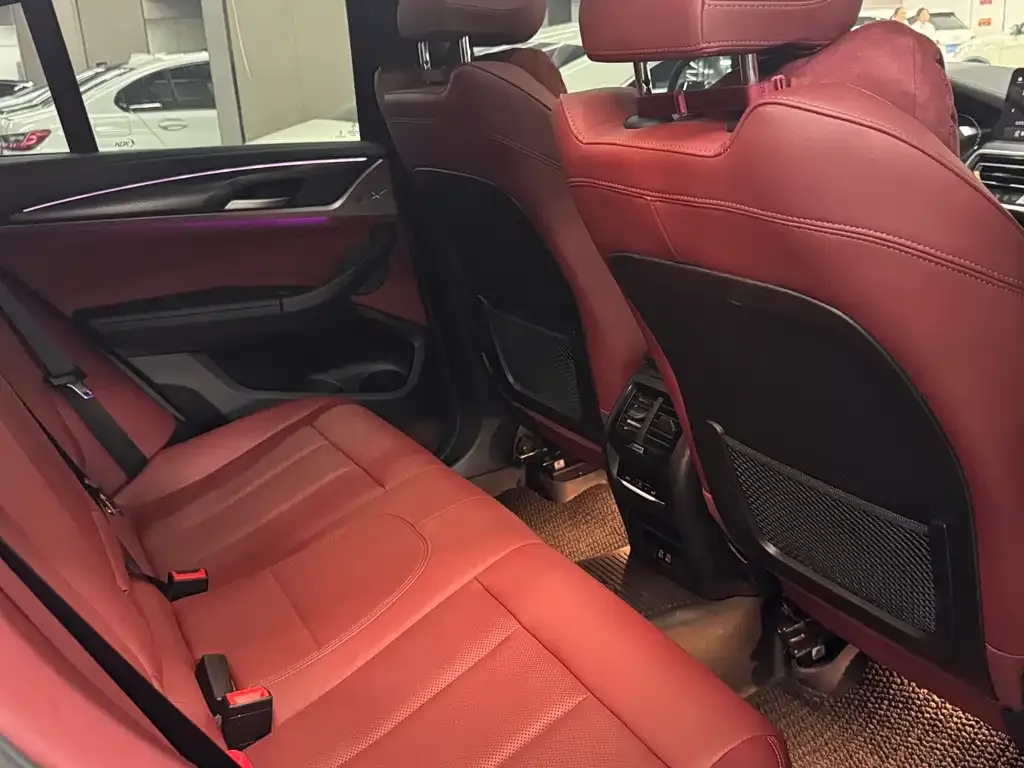 BMW X4 2022 из CN, фото 8
