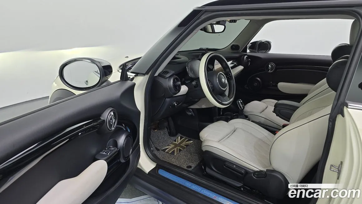 Mini Cooper 2023 из KR, фото 10