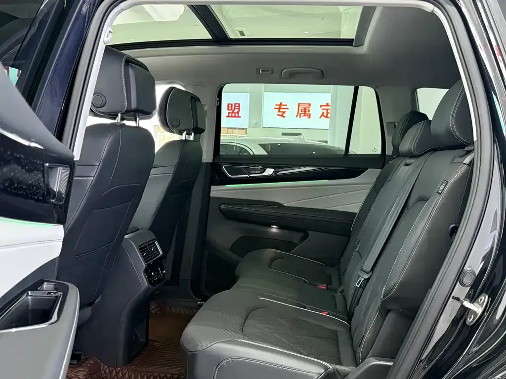 Volkswagen Teramont 2024 из CN, фото 7