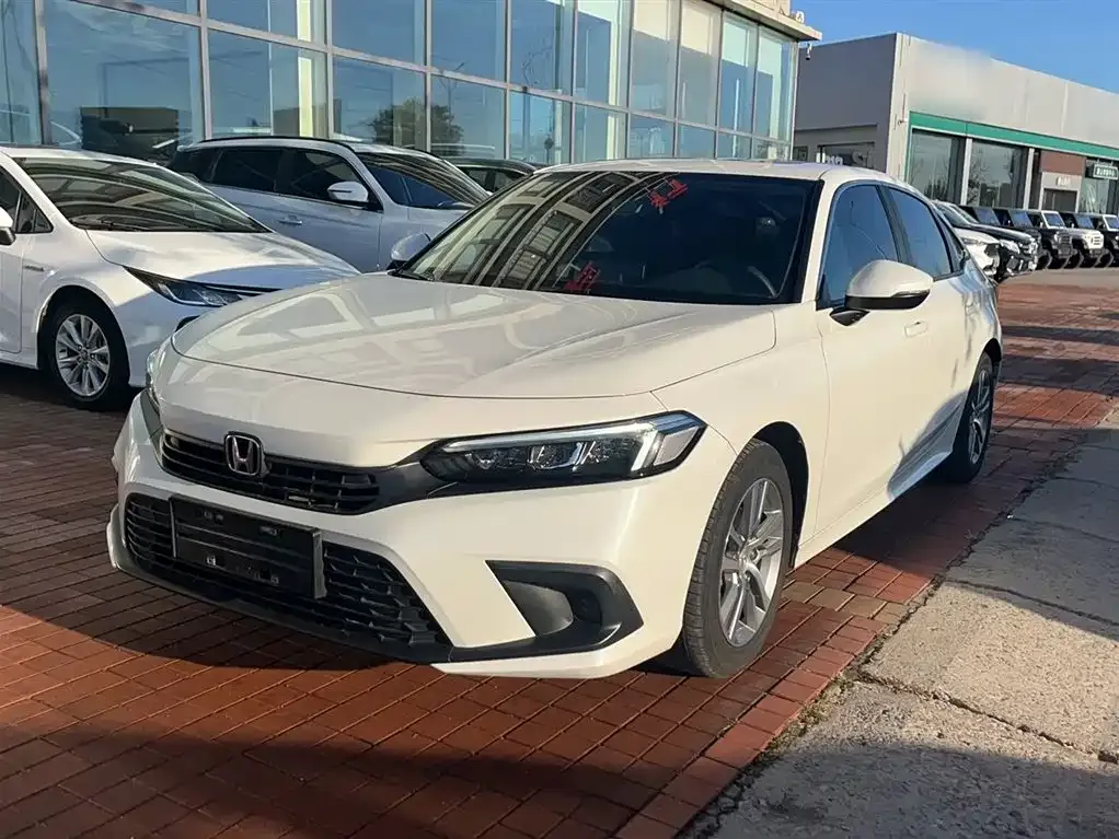 Honda Civic 2023 из CN, фото 2