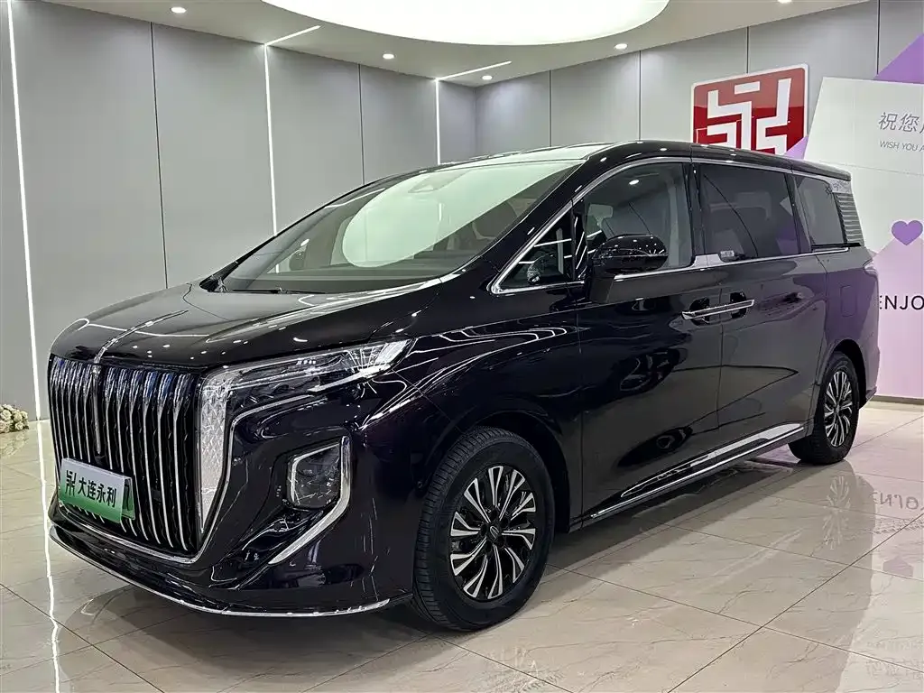 Hongqi HQ9 PHEV 2024 из CN, фото 1