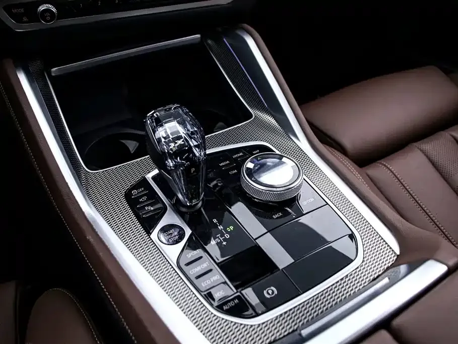 BMW X6 2022 из CN, фото 9