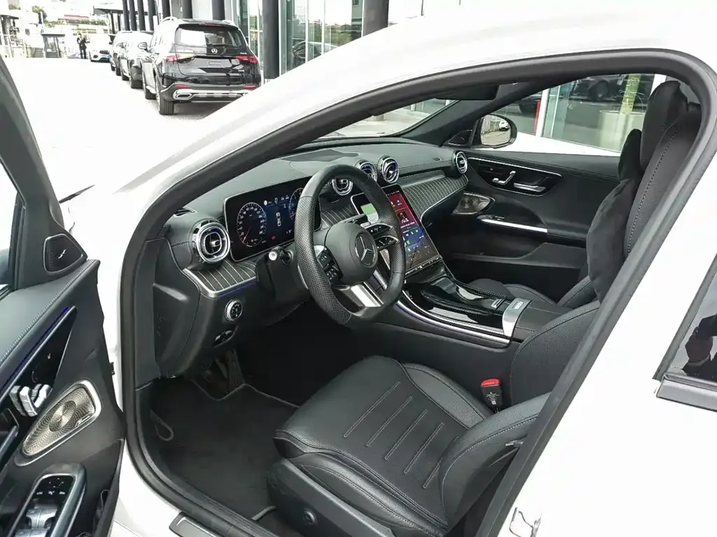 Mercedes-Benz C-Class 2024 из CN, фото 4