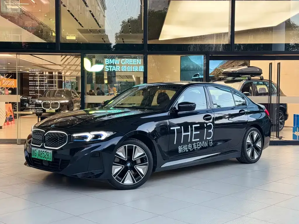 BMW i3 — фото 1