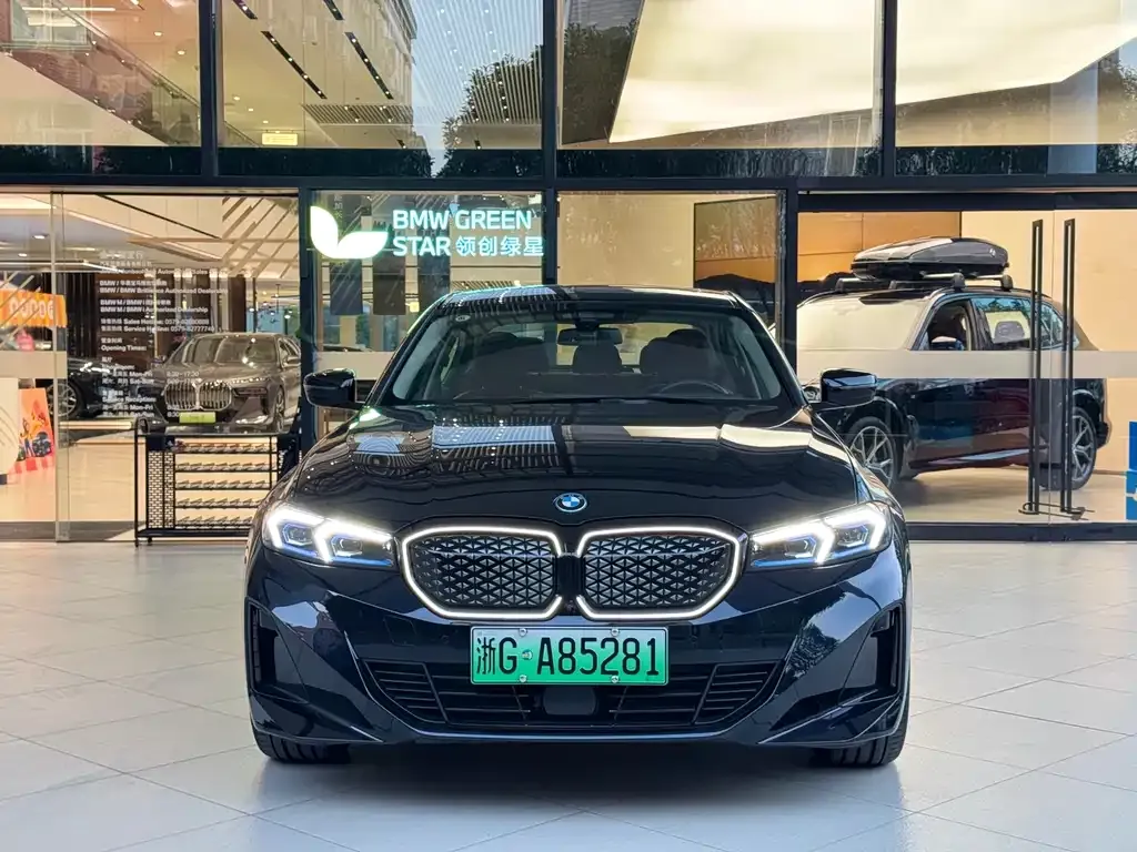 BMW i3 — фото 2
