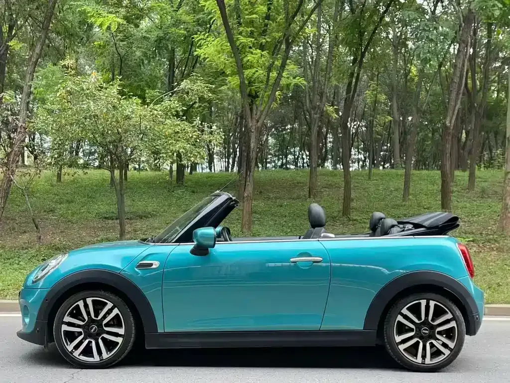 MINI Cooper (3-door) 2021 из CN, фото 3