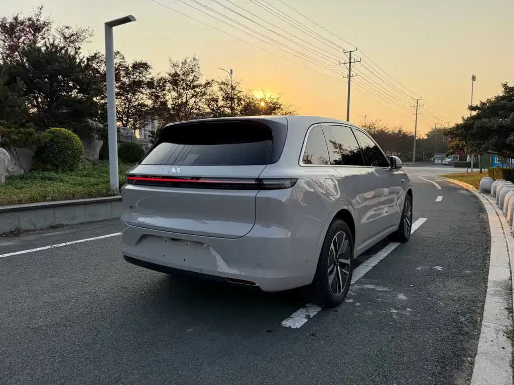 Li Auto L6 2025 из CN, фото 7