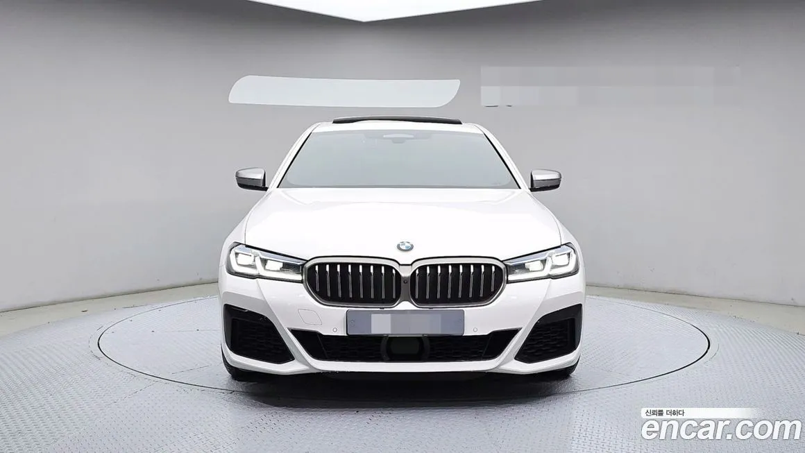 BMW 5-Series 2021 из KR, фото 3