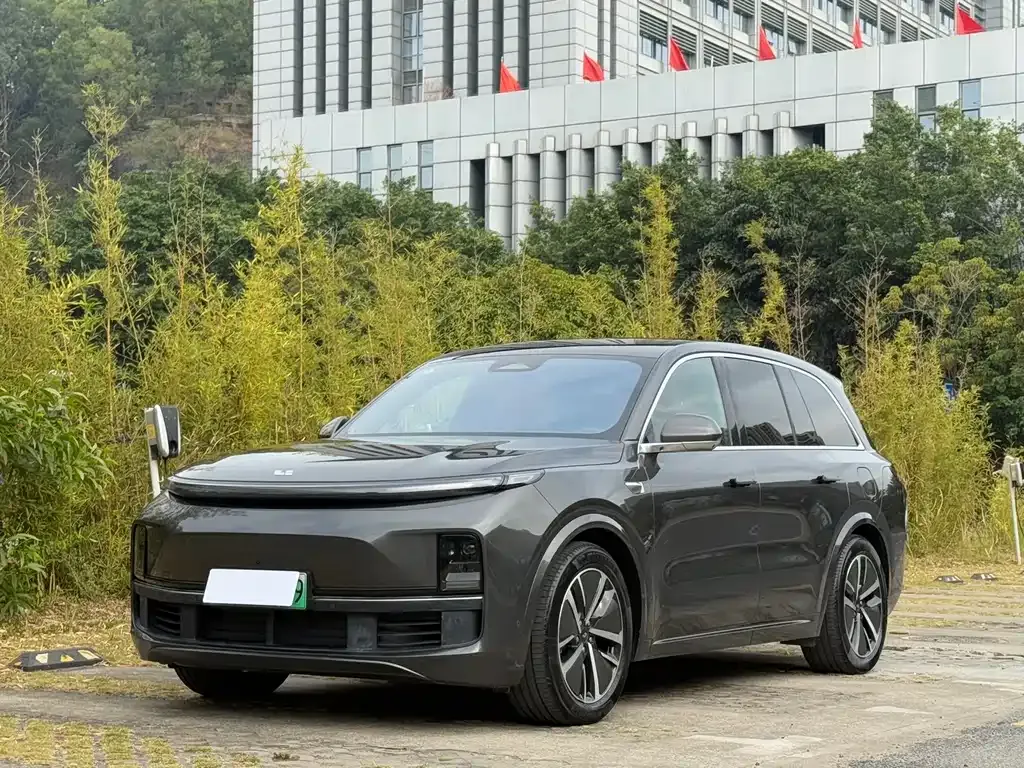 Li Auto L8 2024 из CN, фото 1