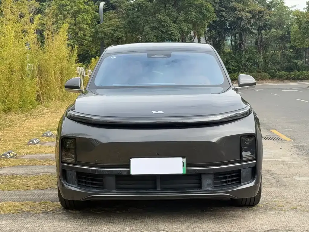 Li Auto L8 2024 из CN, фото 2