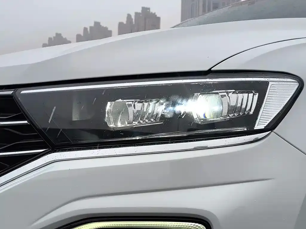 Volkswagen T-Roc 2022 из CN, фото 10