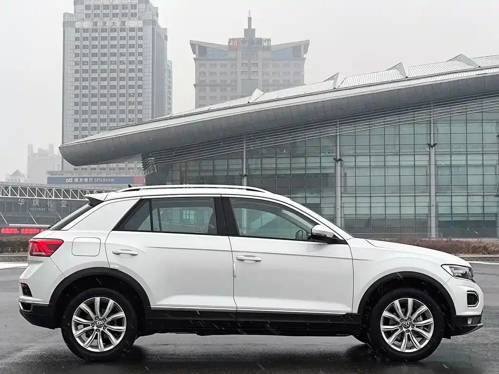 Volkswagen T-Roc 2022 из CN, фото 5
