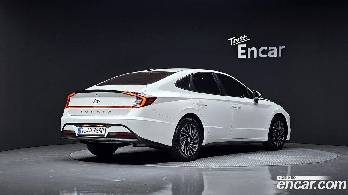 Hyundai Sonata 2022 из KR, фото 2