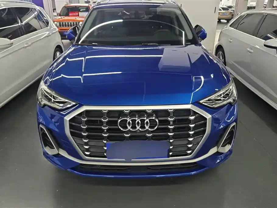Audi Q3 2021 из CN, фото 2