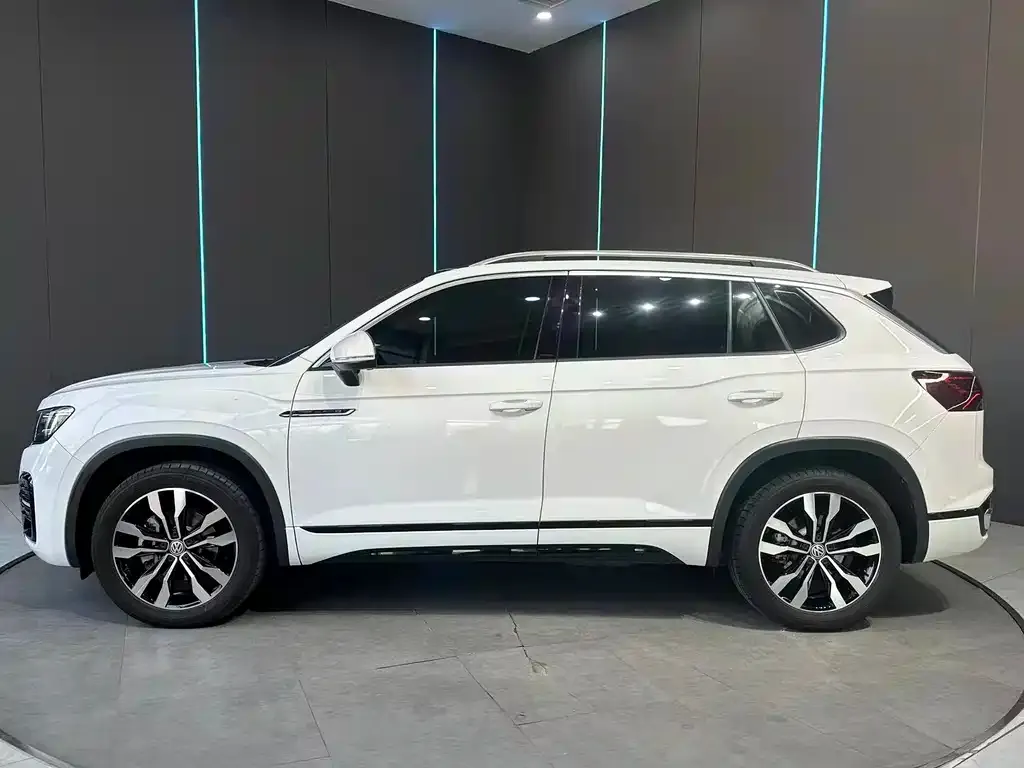 Volkswagen Tayron 2022 из CN, фото 4