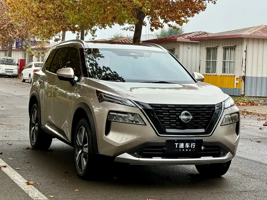 Nissan X-Trail — фото 3