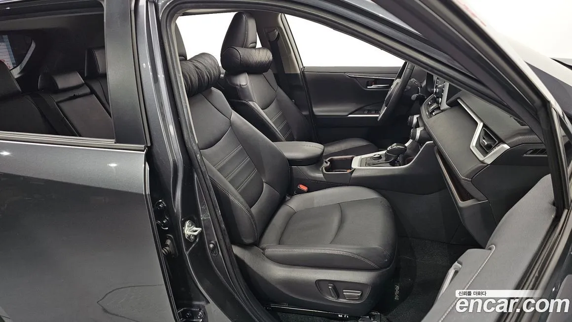 Toyota RAV4 2022 из KR, фото 10