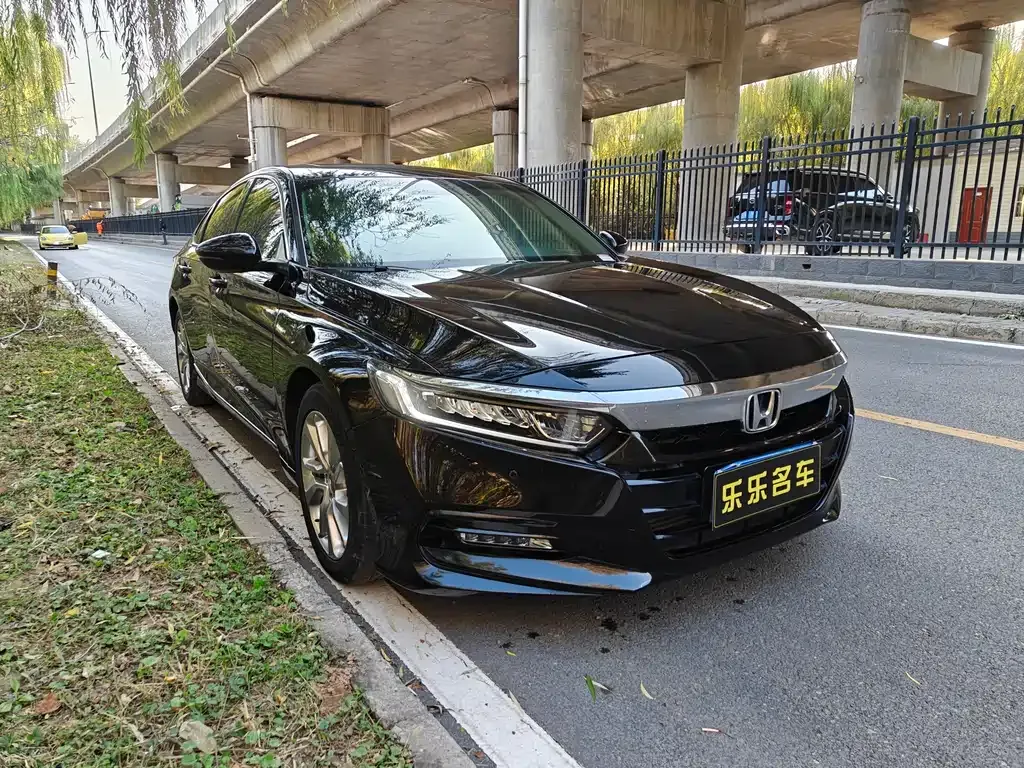 Honda Accord 2021 из CN, фото 2