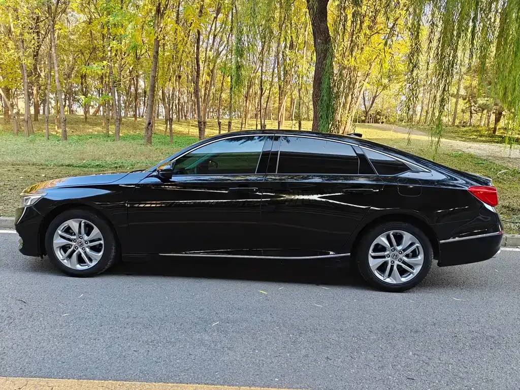 Honda Accord 2021 из CN, фото 4