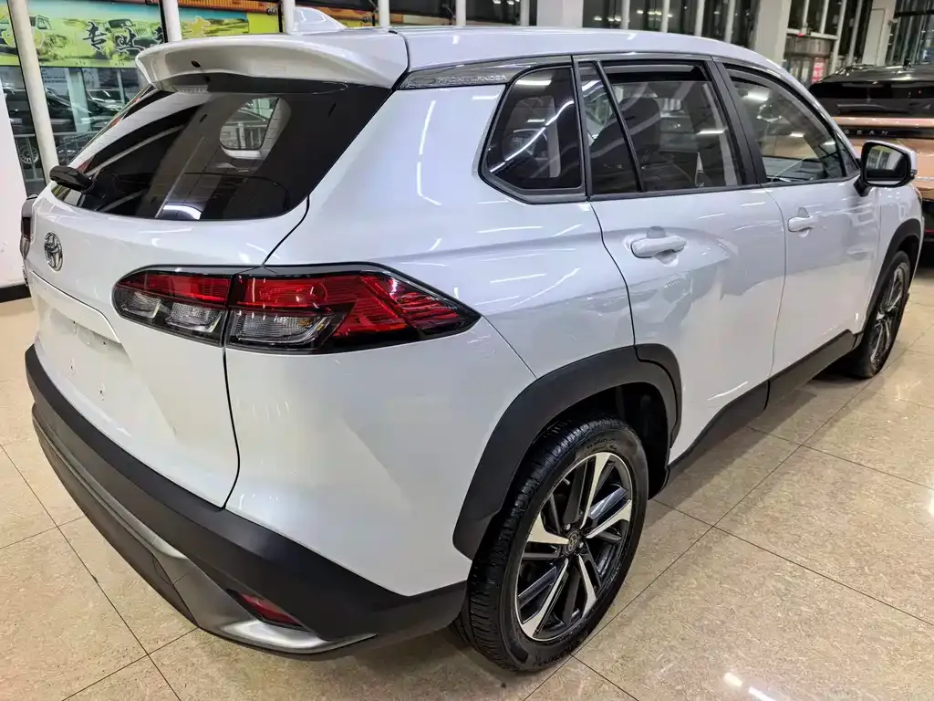Toyota Frontlander 2022 из CN, фото 5