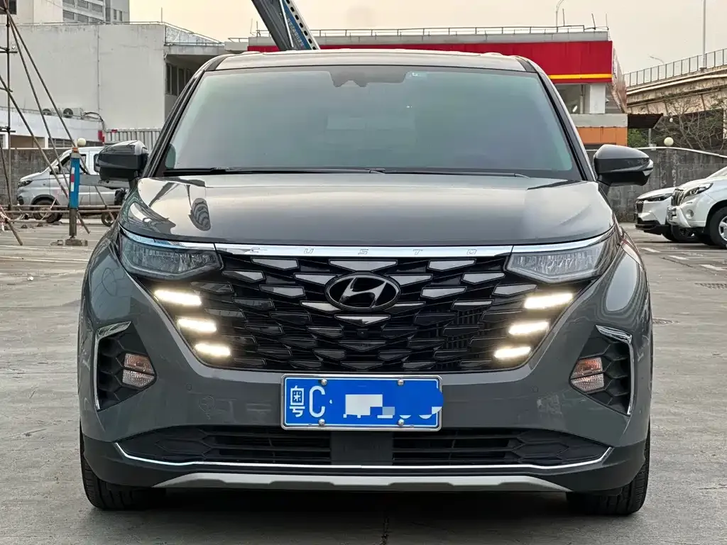 Hyundai Custo — фото 2