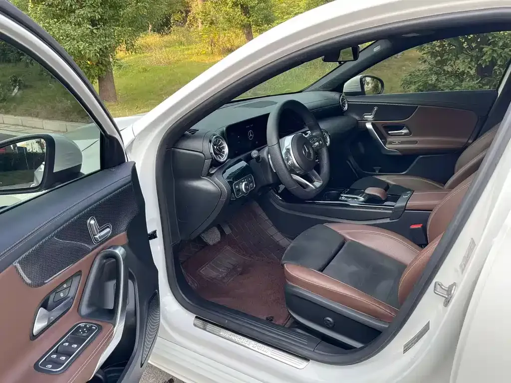 Mercedes-Benz A-Class 2021 из CN, фото 8