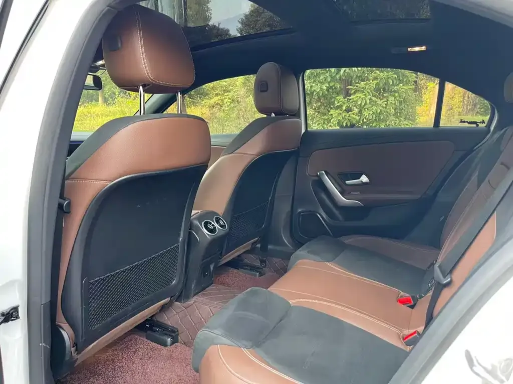 Mercedes-Benz A-Class 2021 из CN, фото 9