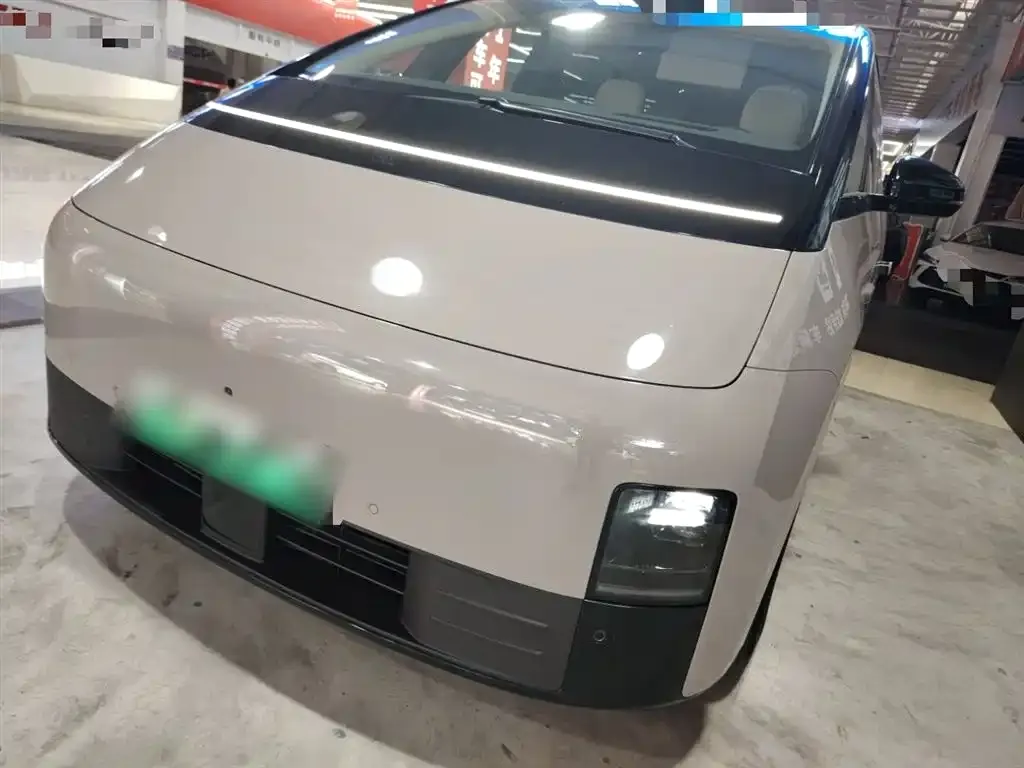 Li Auto MEGA 2024 из CN, фото 2