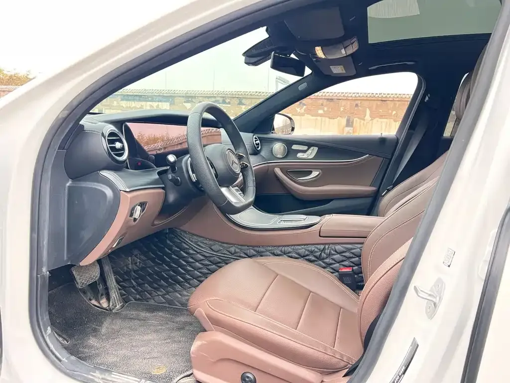 Mercedes-Benz E-Class 2023 из CN, фото 4