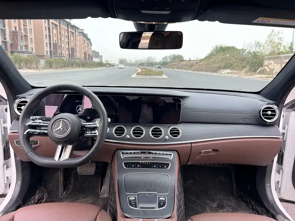 Mercedes-Benz E-Class 2023 из CN, фото 6