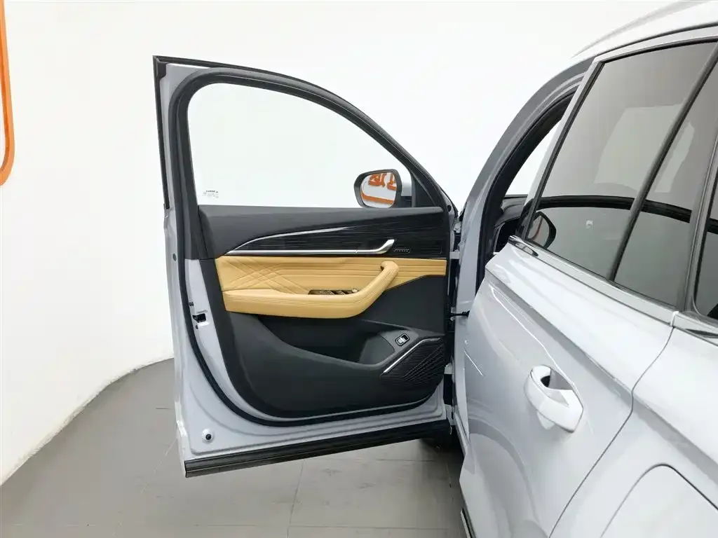 Geely Xingyue L EREV 2024 из CN, фото 8