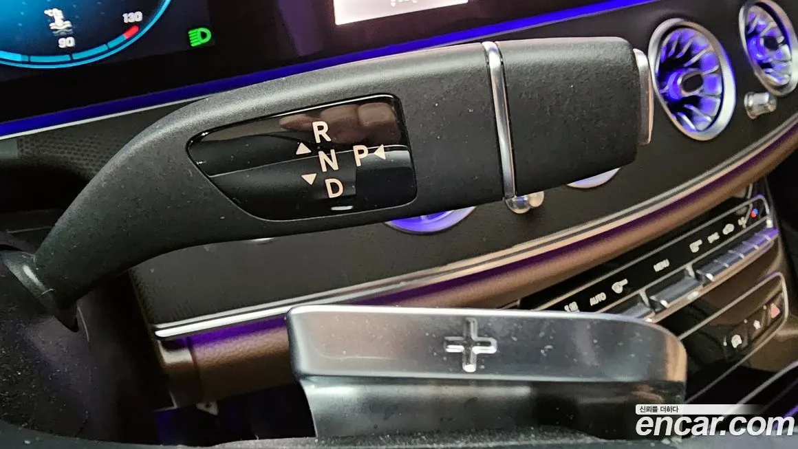 Mercedes-Benz E-Class 2021 из KR, фото 9