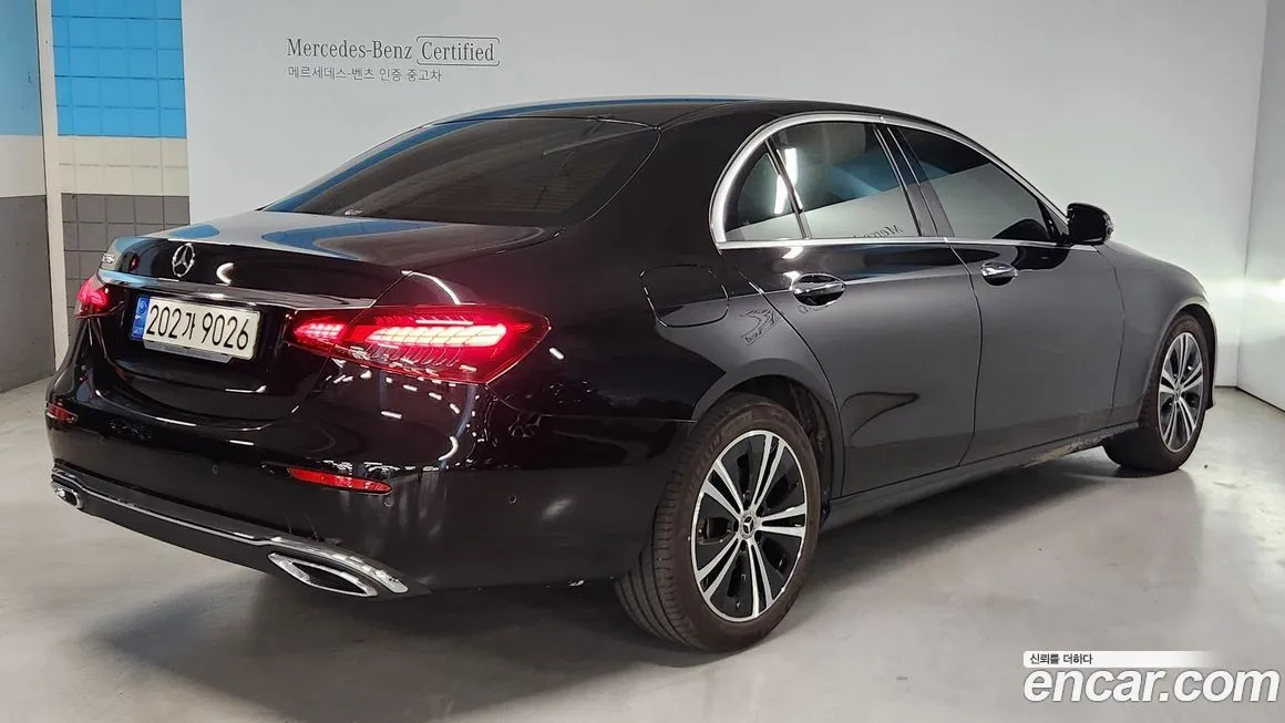 Mercedes-Benz E-Class 2022 из KR, фото 2