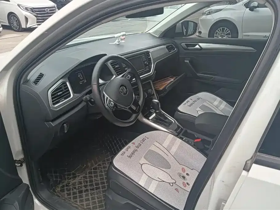 Volkswagen T-Roc 2021 из CN, фото 9