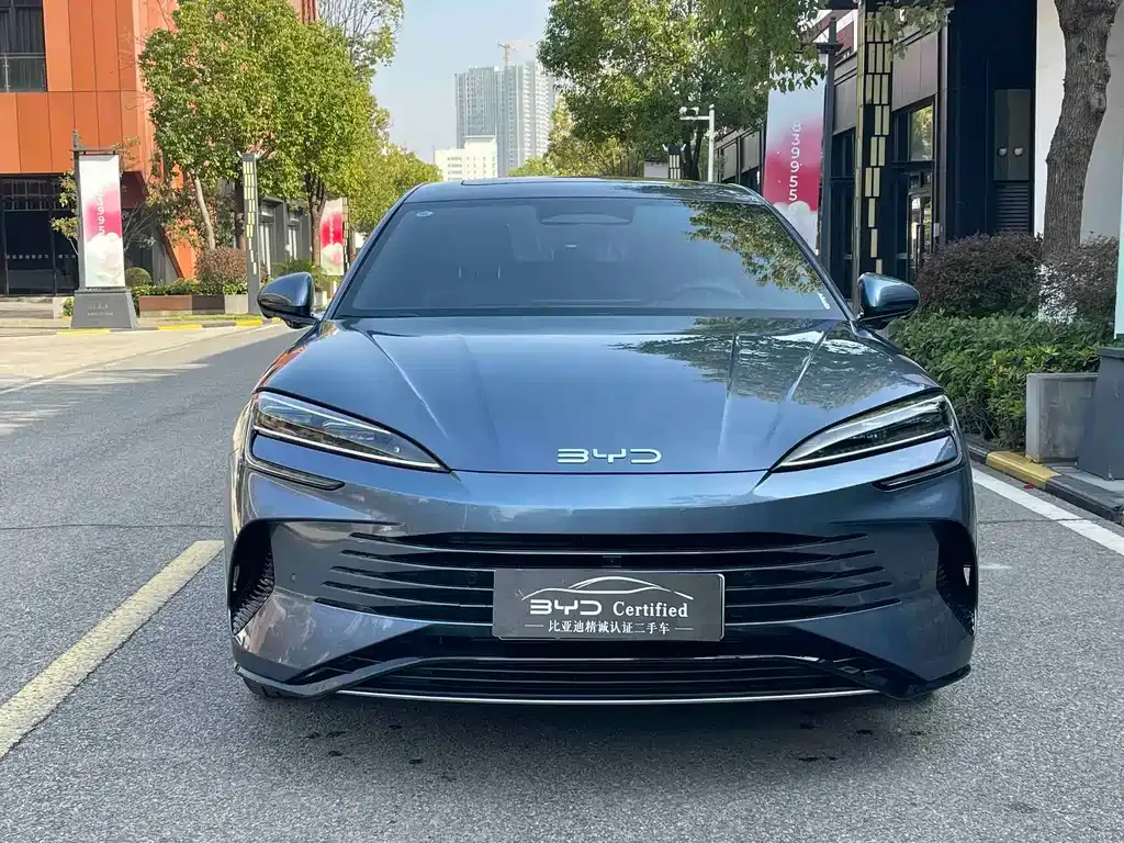 BYD Seal 07 DM-i 2025 из CN, фото 2