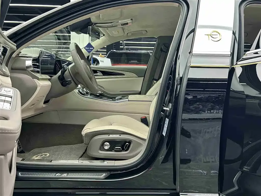 Hongqi H9 2024 из CN, фото 6