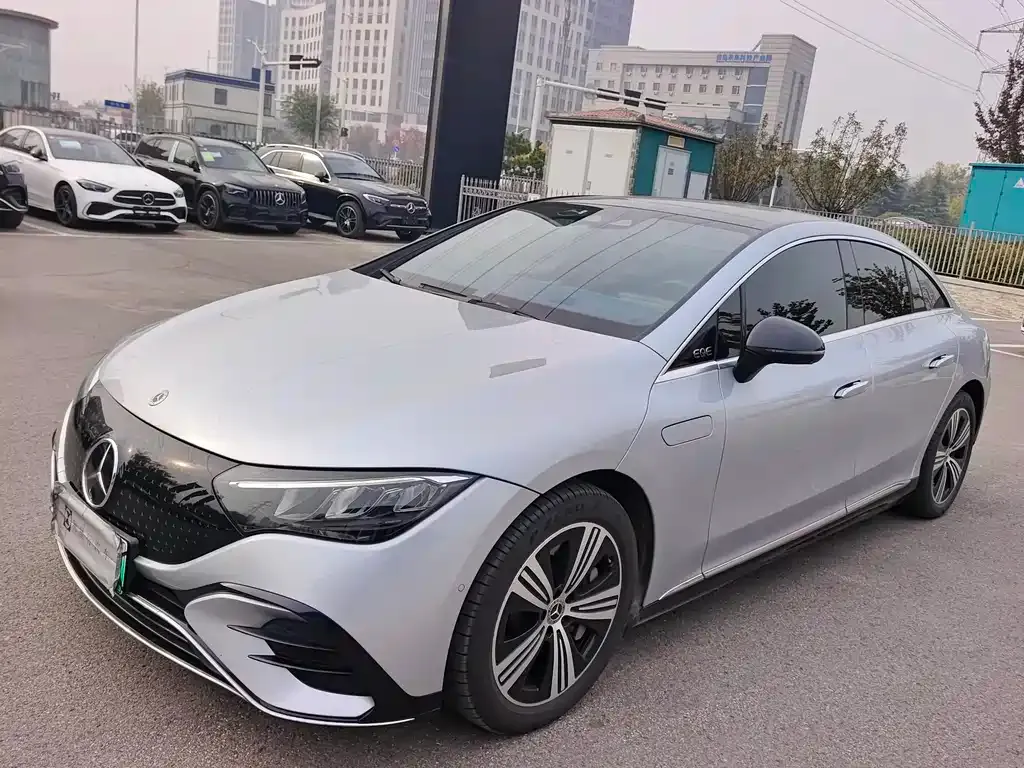 Mercedes-Benz EQE 2023 из CN, фото 1