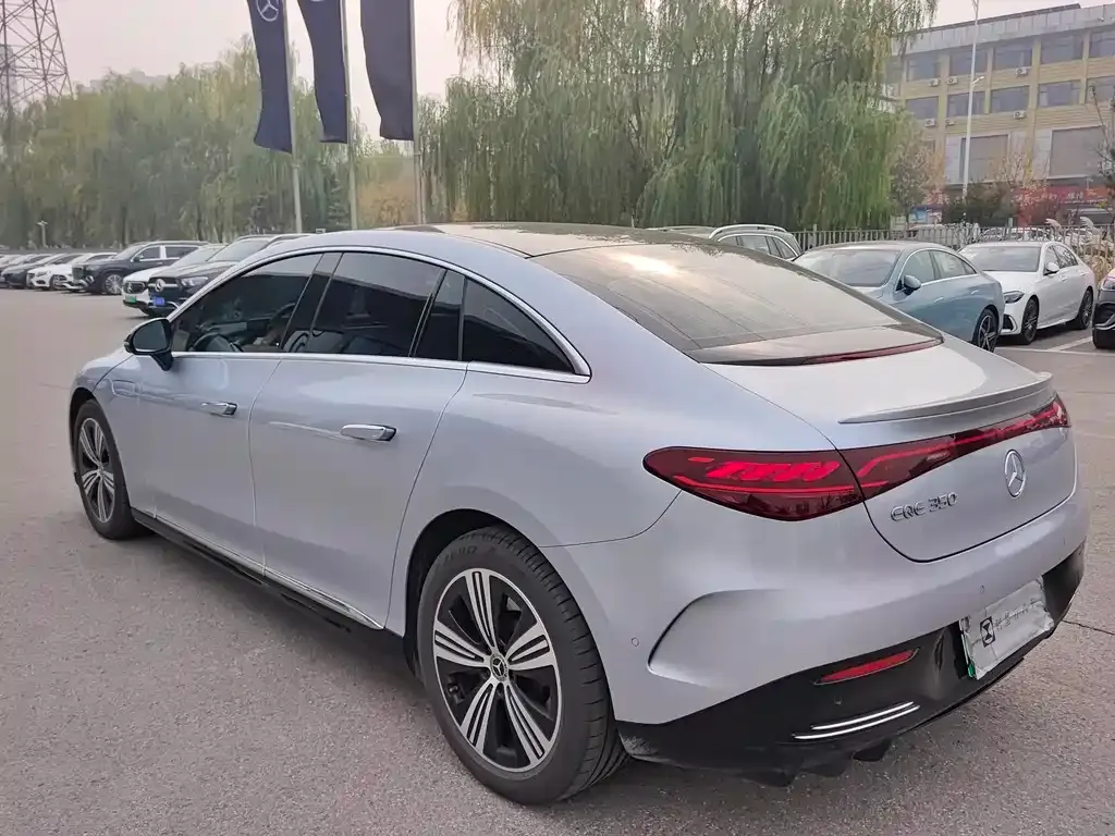 Mercedes-Benz EQE 2023 из CN, фото 5